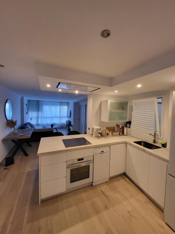 Apartamento Arena Torre Del Mar Luaran gambar